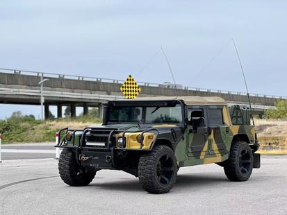 2004 Hummer H1 - View 2