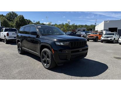 2025 Jeep Grand Cherokee L - View 3