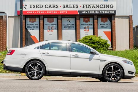 2015 Ford Taurus Limited | AWD | Leather | Roof | Nav | Cam | BSM++