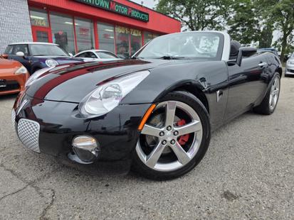 2006 Pontiac Solstice - View 2