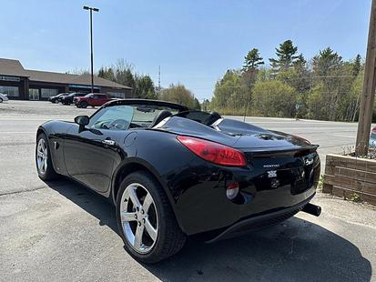 2007 Pontiac Solstice - View 3