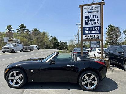 2007 Pontiac Solstice - View 4