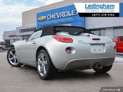 2007 Pontiac Solstice - View 4