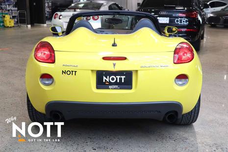2008 Pontiac Solstice - View 3