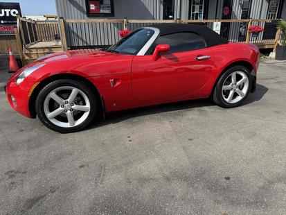 2009 Pontiac Solstice - View 2