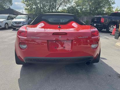 2009 Pontiac Solstice - View 4