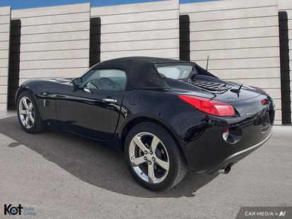 2009 Pontiac Solstice - View 4