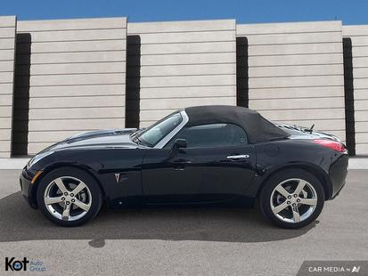 2009 Pontiac Solstice - View 3