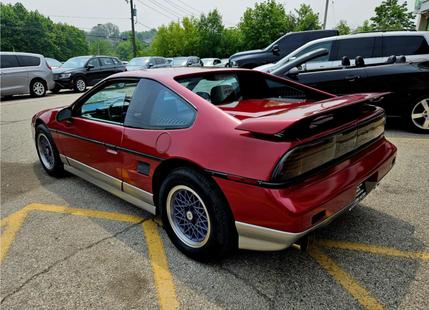 Car image 7