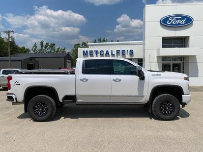 2024 Chevrolet Silverado 2500 HIGH COUNTRY 2 SETS OF TIRES & RIMS