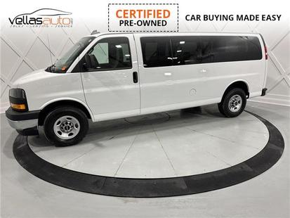 2024 GMC Savana 3500 LT Rear-Wheel Drive Extended Passenger Van