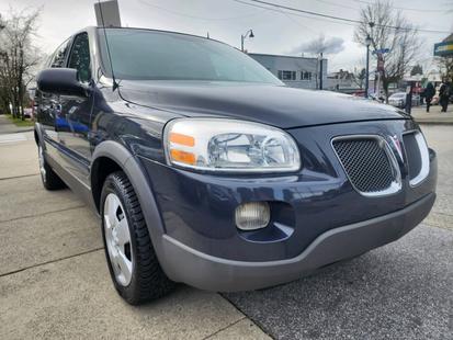 2009 Pontiac Montana SV6 - View 2