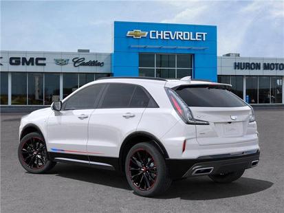 2025 Cadillac XT4 - View 3