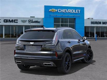 2025 Cadillac XT4 - View 4