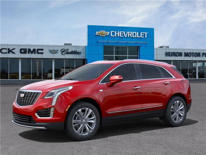 2025 Cadillac XT5 - View 2