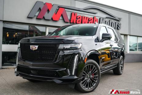 2023 Cadillac Escalade V8 SUPERCHARGED|AWD|V-SERIES|HANDCRAFTED LEATHER INTERIOR|OLED SCREEN|AKG SOUND SYSTEM|PANORAMIC ROOF|ALLOYS|