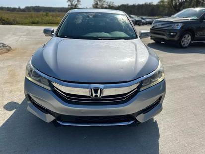 2016 Honda Accord EX - Image 2