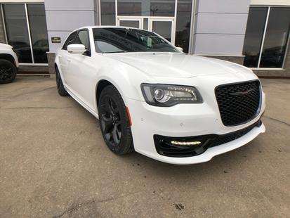 2023 CHRYSLER 300