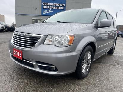 2016 Chrysler Town & Country Touring-L