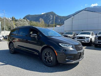Used 2024 Chrysler Pacifica Hybrid Premium S Appearance Premium S Appearance 2WD - BUILT IN CANADA