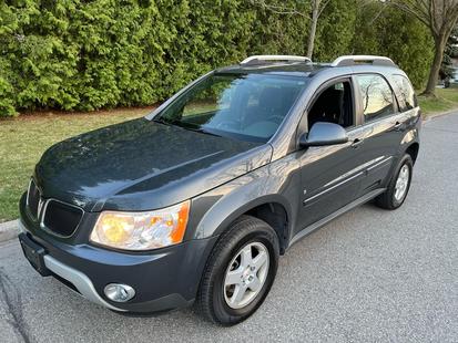 2009 Pontiac Torrent - View 3