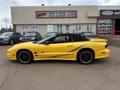 2002 Pontiac Firebird - View 3