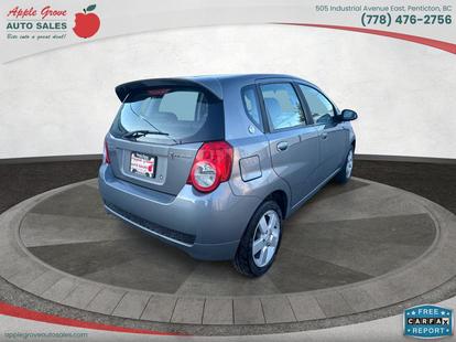 2009 Pontiac G3 Wave - View 3