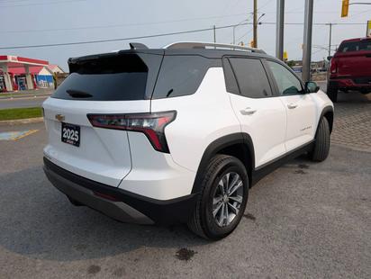2025 Chevrolet Equinox - View 4