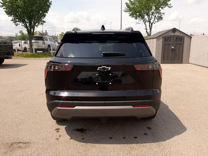 2025 Chevrolet Equinox - View 4