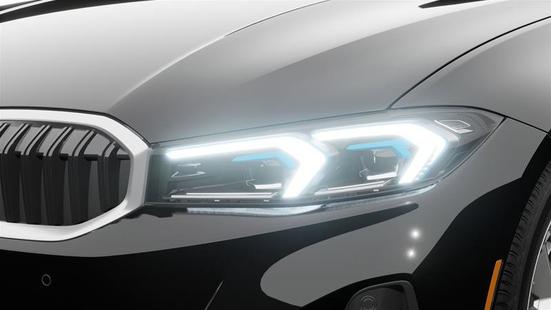 2026 BMW 3 Series - View 4