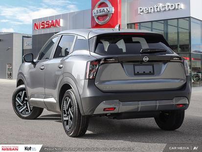 2025 Nissan Kicks - View 4