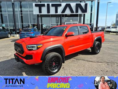 Toyota Tacoma TRD Pro 4x4 Double Cab | Adaptive Cruise | 360 Cam | Nav | Htd Leather | Lane Keep Assist