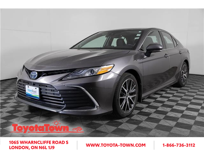 2022 Toyota Camry Hybrid XLE 4dr Sedan