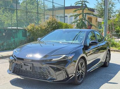 2025 Toyota Camry Hybrid XSE CVT AWD