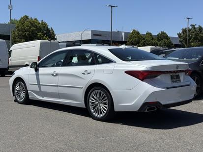 Pre-Owned 2020 Toyota Avalon Limited