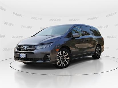 2025 Honda Odyssey Touring Auto demo