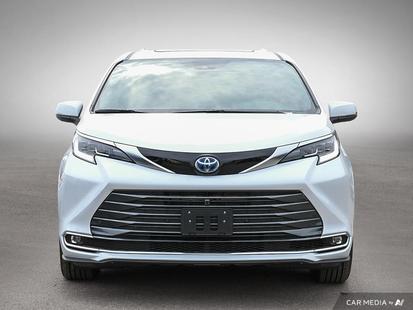 2025 Toyota Sienna - View 2