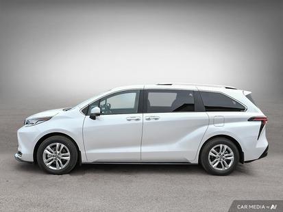 2025 Toyota Sienna - View 3