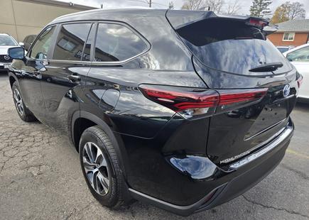 2024 Toyota Highlander Limited Hybrid AWD