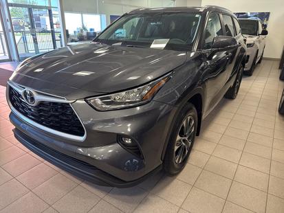 2025 Toyota Highlander XLE