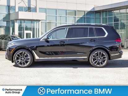 2025 BMW X7 - View 3