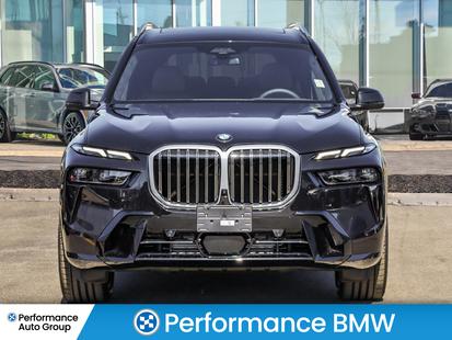 2025 BMW X7 - View 4