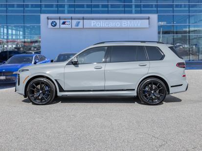2025 BMW X7 - View 3