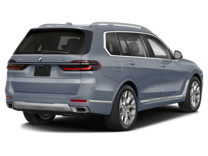 2025 BMW X7 - View 3