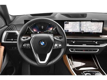 2025 BMW X5 - View 4
