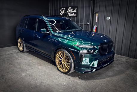 2025 BMW X7 - View 2