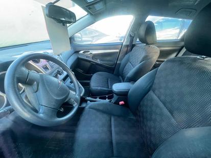 2009 Pontiac Vibe - View 4
