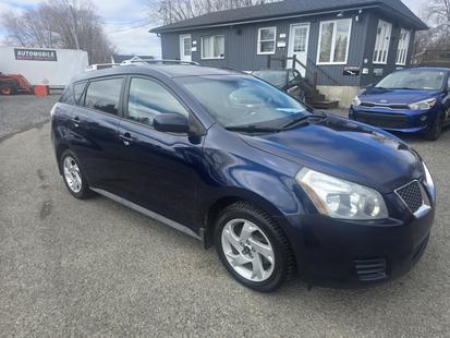 2009 Pontiac Vibe - View 3