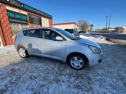 2009 Pontiac Vibe - View 3