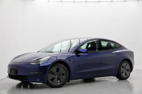 2022 Tesla Model 3 Long Range AWD